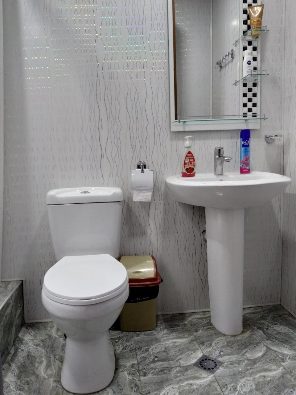 Guesthouse Gegi Kutaisi Esterno foto